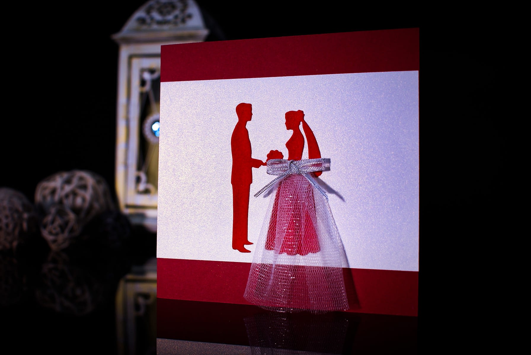 Invitatie nunta personalizata mire si mireasa cu tulle www.grand-media.ro